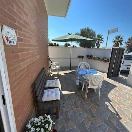 Villa Pisola Fiumicino Airport - Seafront Bagian luar foto